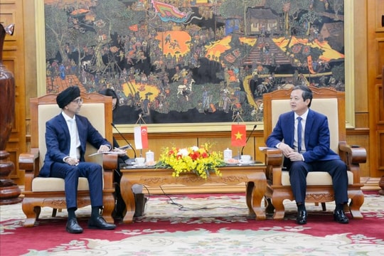 Chủ tịch UBND tỉnh Bắc Ninh Phạm Hoàng Sơn tiếp Đại sứ đặc mệnh toàn quyền Cộng hòa Singapore tại Việt Nam