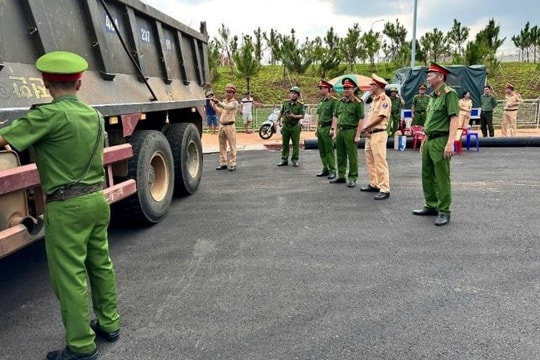 Lâm Đồng: Siết chặt kiểm soát xe trên 15 tấn