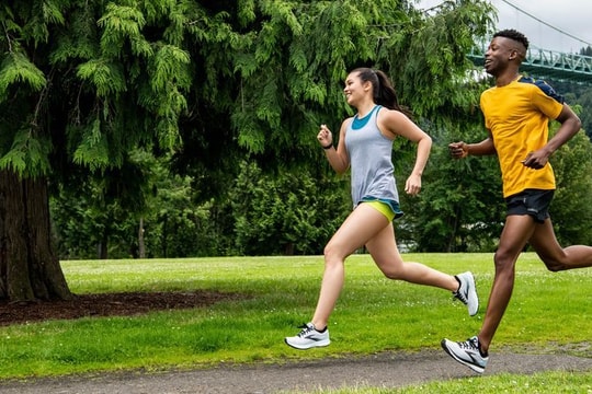 Vì sao runner trẻ, khỏe vẫn đột tử trên đường chạy marathon?