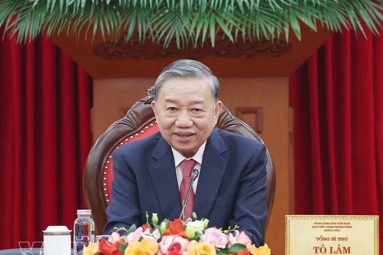 Promoting traditional friendship, enhancing strategic connectivity between Vietnam and China: Top leader