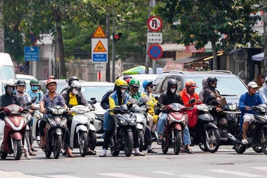Dự báo thời tiết ngày 25/4: Bắc Bộ mưa rào rải rác, Nam Bộ nắng nóng kéo dài