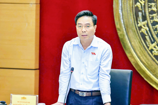 Phó Chủ tịch Quốc hội, Thượng tướng Nguyễn Doãn Anh làm việc với Thường trực Ủy ban Quốc phòng, An ninh và Đối ngoại