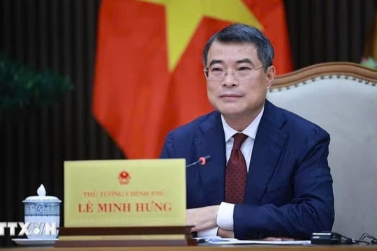 Thủ tướng Lê Minh Hưng điện đàm với Thủ tướng Singapore, thúc đẩy hợp tác toàn diện