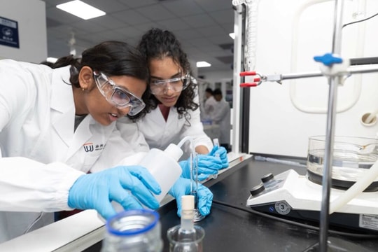Làn sóng du học mới: Sinh viên chọn đến Trung Quốc học công nghệ