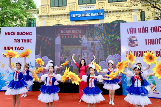 Hoàn Kiếm khai mạc chuỗi hoạt động "Đọc sách hôm nay, vững bước ngày mai”