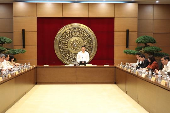 Sáng 20/4/2026: Thảo luận tổ 7 (Đoàn ĐBQH các tỉnh Lâm Đồng - Nghệ An)