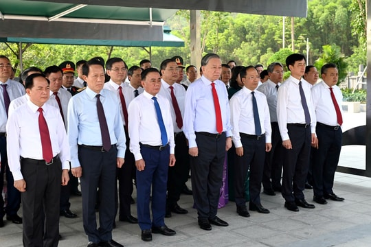 Tổng Bí thư, Chủ tịch nước Tô Lâm dâng hương tưởng nhớ cố Tổng Bí thư Hà Huy Tập