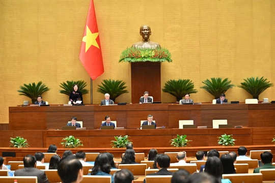 Sáng 21/4/2026, Quốc hội họp tại Hội trường