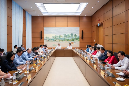 Làm rõ ngưỡng doanh thu miễn thuế quyết định sẽ nằm trên hay trong mức doanh thu 500 triệu đồng?