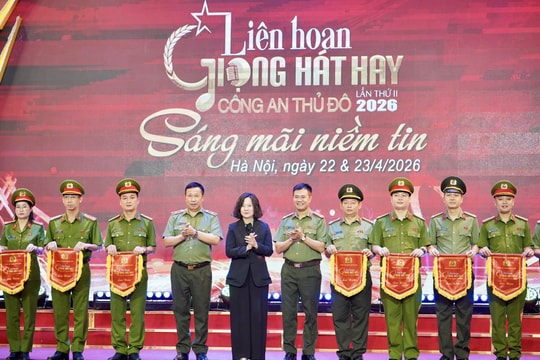 Công an Thủ đô dùng lời ca tiếng hát cụ thể hóa Nghị quyết của Đảng về văn hóa