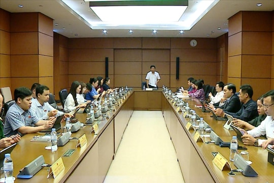 Sửa đổi các luật thuế: Ưu tiên hỗ trợ sinh kế và lực lượng vũ trang