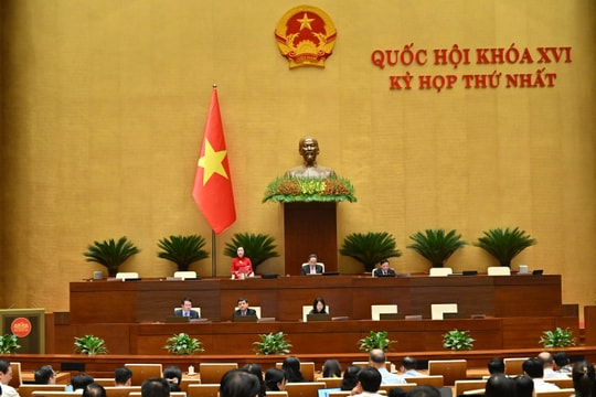 Sáng 22/4/2026, Quốc hội thảo luận tại Hội trường