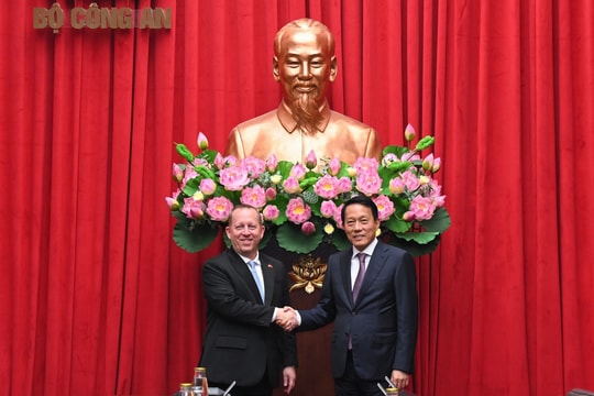 Bộ trưởng Bộ Công an tiếp xã giao Đại biện lâm thời Phái đoàn ngoại giao Hoa Kỳ tại Việt Nam