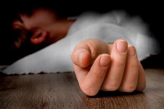 Tỉnh dậy sau giấc ngủ, người đàn ông bất ngờ liệt nửa người vì đột quỵ