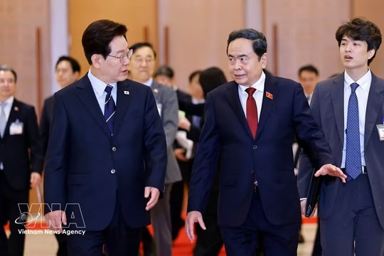 Vietnamese legislature backs implementation of agreements inked with RoK: NA Chairman