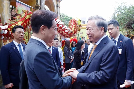 RoK President, spouse conclude state visit to Vietnam