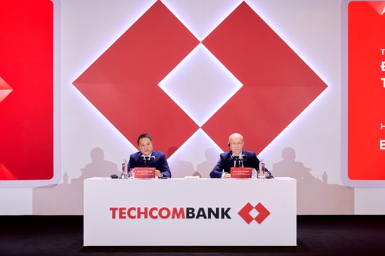 Techcombank chia cổ tức lên đến 67%, khẳng định vị thế dẫn đầu