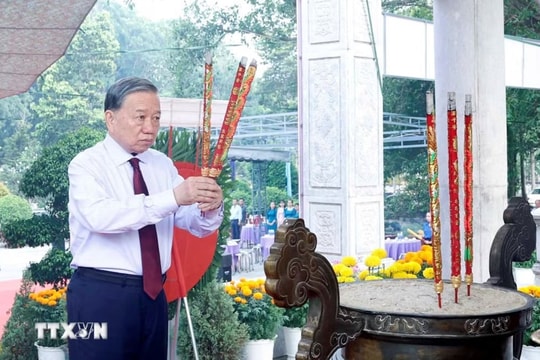 Tổng Bí thư, Chủ tịch nước dâng hương các anh hùng liệt sĩ