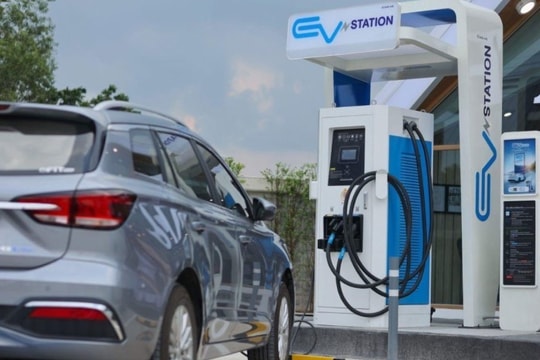 Thailand to put another 300,000 e-vehicles on the road