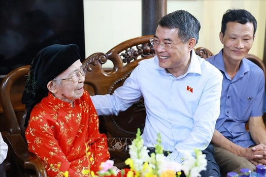 Thủ tướng Lê Minh Hưng tri ân người có công tại Hải Phòng