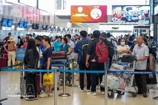 Noi Bai international airport braces for up to 15% surge in holiday passengers