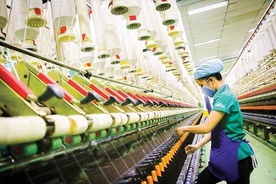 Tiếp nối tinh thần chiến thắng 30/4, hiện thực hóa tăng trưởng 2 con số