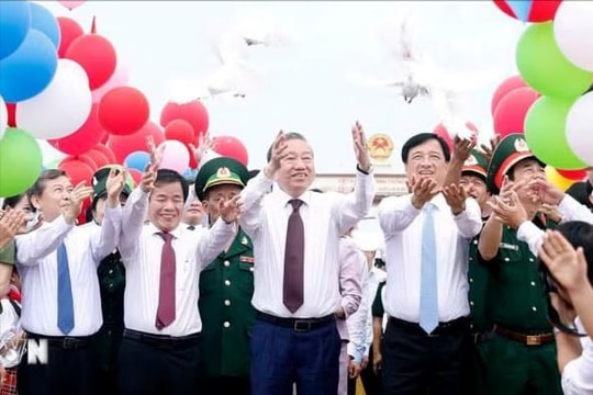 Tổng Bí thư, Chủ tịch nước Tô Lâm dự Lễ Thượng cờ 'Thống nhất non sông'