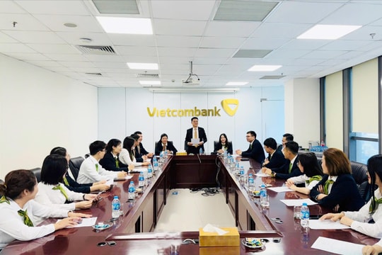 Khi văn hóa được xây dựng đúng, đạo đức được giữ vững, bản lĩnh chính trị được củng cố