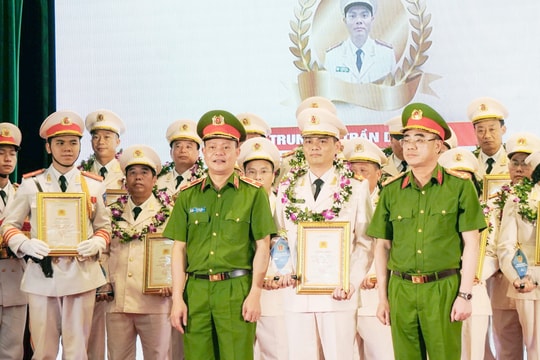Mở đường kiến tạo nền quản trị hiện đại, văn minh