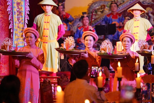 Ẩm thực Huế thu hút du khách