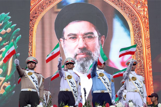 Lãnh tụ tối cao Iran lên tiếng cảnh báo Mỹ sau thời gian dài im lặng