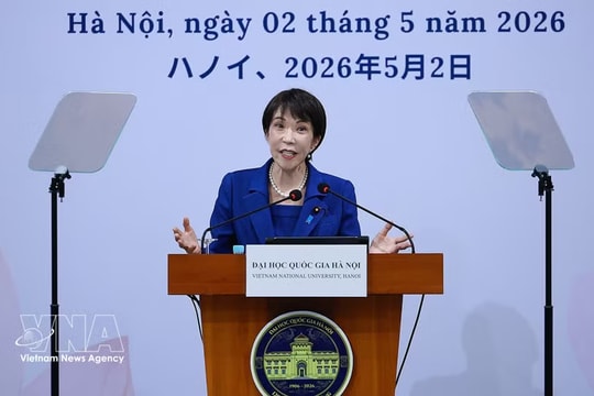 Japanese PM delivers keynote policy speech in Hanoi