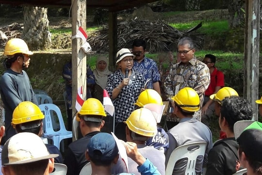 Indonesia protects workers in digital age