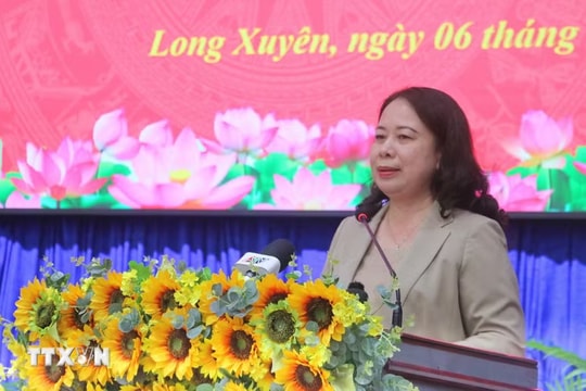 Phó Chủ tịch nước Võ Thị Ánh Xuân tiếp xúc cử tri tỉnh An Giang