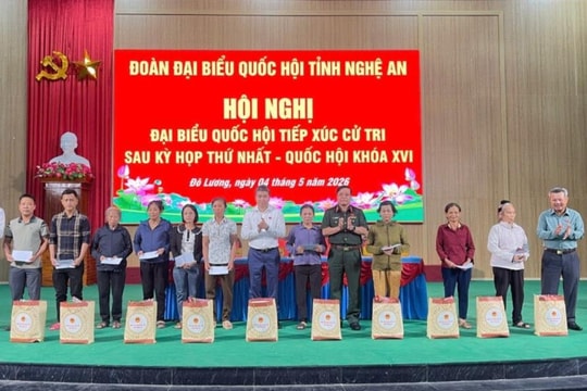 Nâng chế độ cho cán bộ cơ sở, xử lý các bất cập dân sinh