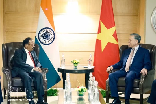 Top Vietnamese leader receives Indian National Security Advisor in New Delhi