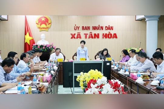 Đoàn công tác của Ủy ban Kinh tế và Tài chính làm việc tại xã Tân Hòa, TP. Cần Thơ về tăng trưởng 2 con số