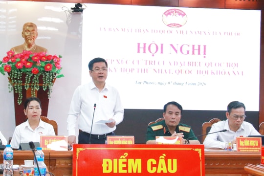 Phó Chủ tịch Quốc hội Nguyễn Hồng Diên tiếp xúc cử tri các địa phương thuộc đơn vị bầu cử số 1 Gia Lai