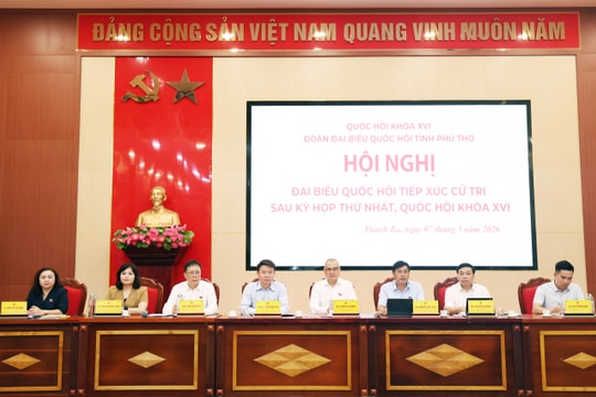 Chủ nhiệm Ủy ban Công tác đại biểu Nguyễn Hữu Đông tiếp xúc cử tri tại tỉnh Phú Thọ