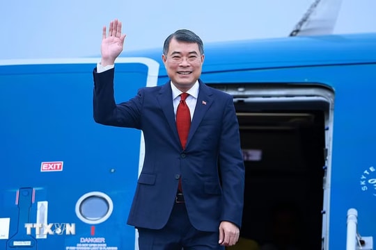 Thủ tướng Chính phủ Lê Minh Hưng lên đường dự Hội nghị Cấp cao ASEAN