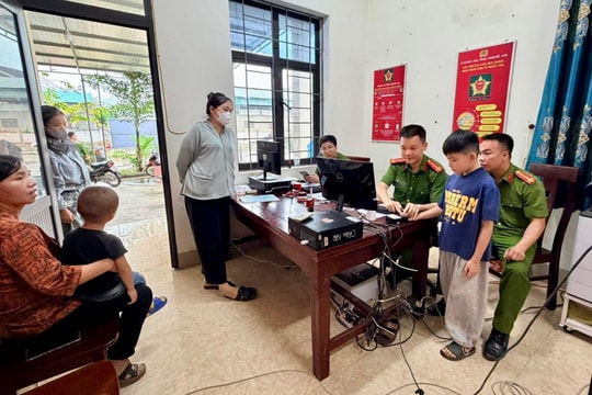 Nghệ An đẩy nhanh cấp định danh điện tử cho trẻ em