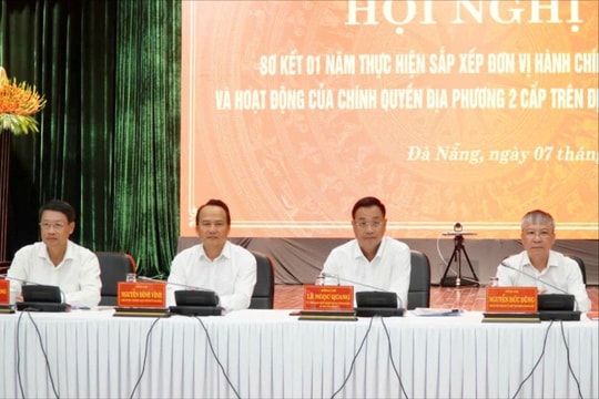 Bộ máy tinh gọn hơn, áp lực cơ sở vẫn lớn