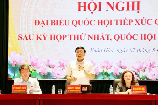 Phú Thọ: Cử tri đề nghị sớm có chính sách điều chỉnh tăng phụ cấp cho cán bộ, công chức cấp xã