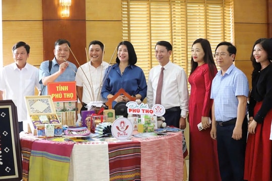 Các tỉnh Tây Bắc ký kết hợp tác phát triển du lịch giai đoạn 2026 - 2030