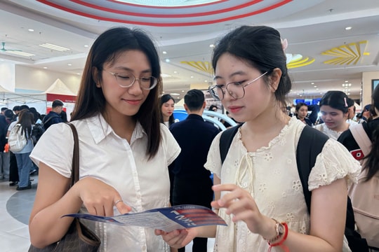 Viện Thương mại và Kinh tế Quốc tế mở rộng hệ sinh thái kết nối việc làm cho sinh viên