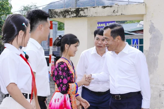 Thanh Hóa: Bí thư Tỉnh ủy Lê Đức Thái yêu cầu quan tâm chăm lo đời sống đồng bào các dân tộc thiểu số