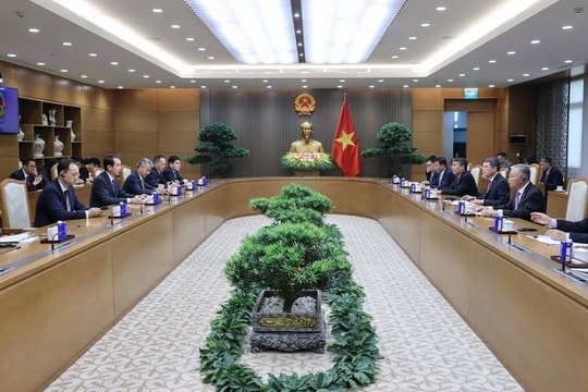 Thủ tướng Lê Minh Hưng tiếp Đại sứ Trung Quốc
