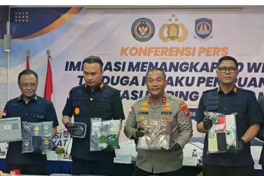 Indonesia reviews visa-free policy to curb international scam networks