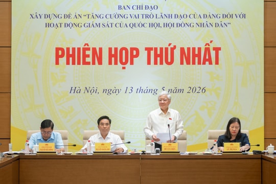 Ban Chỉ đạo xây dựng Đề án “Tăng cường vai trò lãnh đạo của Đảng đối với hoạt động giám sát của Quốc hội, của HĐND” họp phiên thứ Nhất