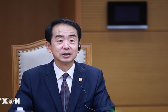 Cùng nhau vẽ nên tương lai tươi sáng hơn nữa cho quan hệ Việt-Trung